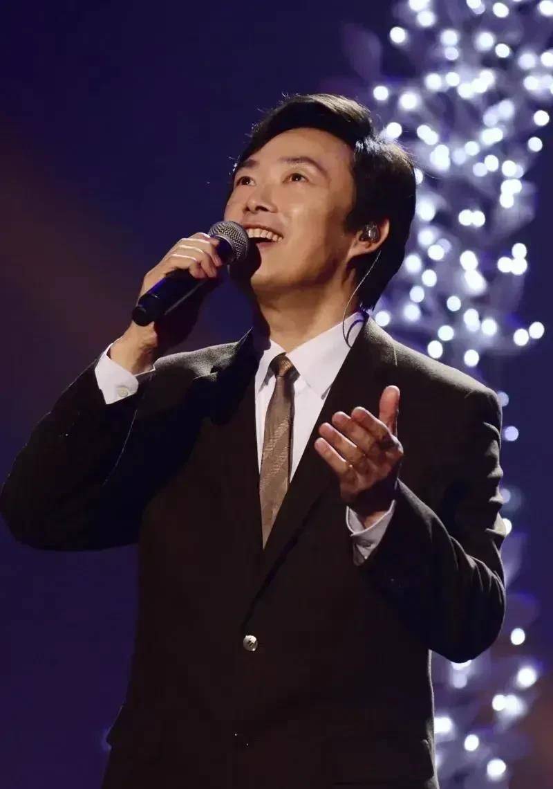 退圈多年，小哥费玉清近况曝光，如今的他真变成普通人