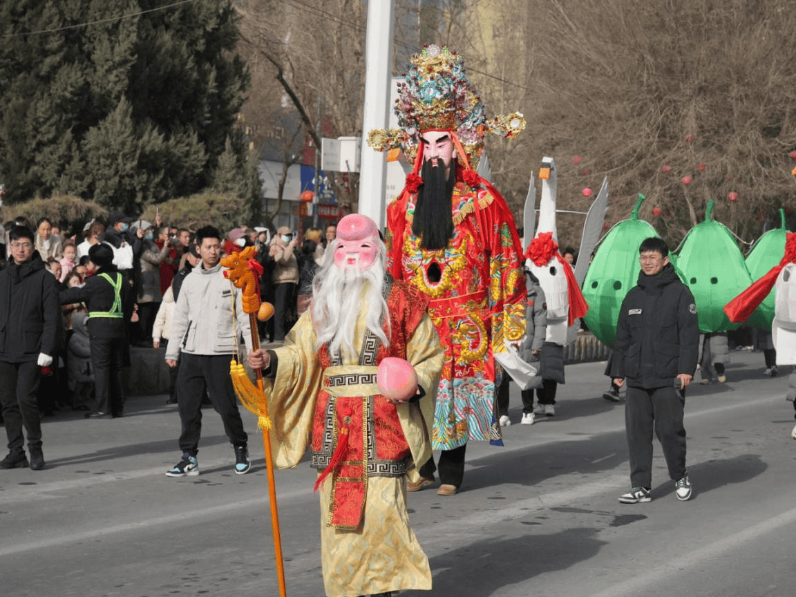 社火出圈！库尔勒这场元宵狂欢嗨翻全网